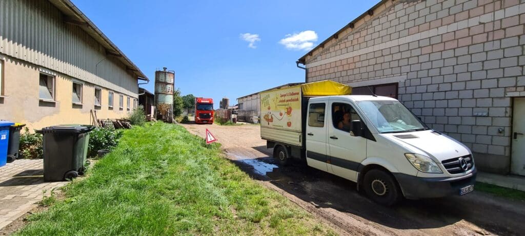 Sammelstelle für Lebensmittel nach Hochwasser-Katastrophe in der Eifel