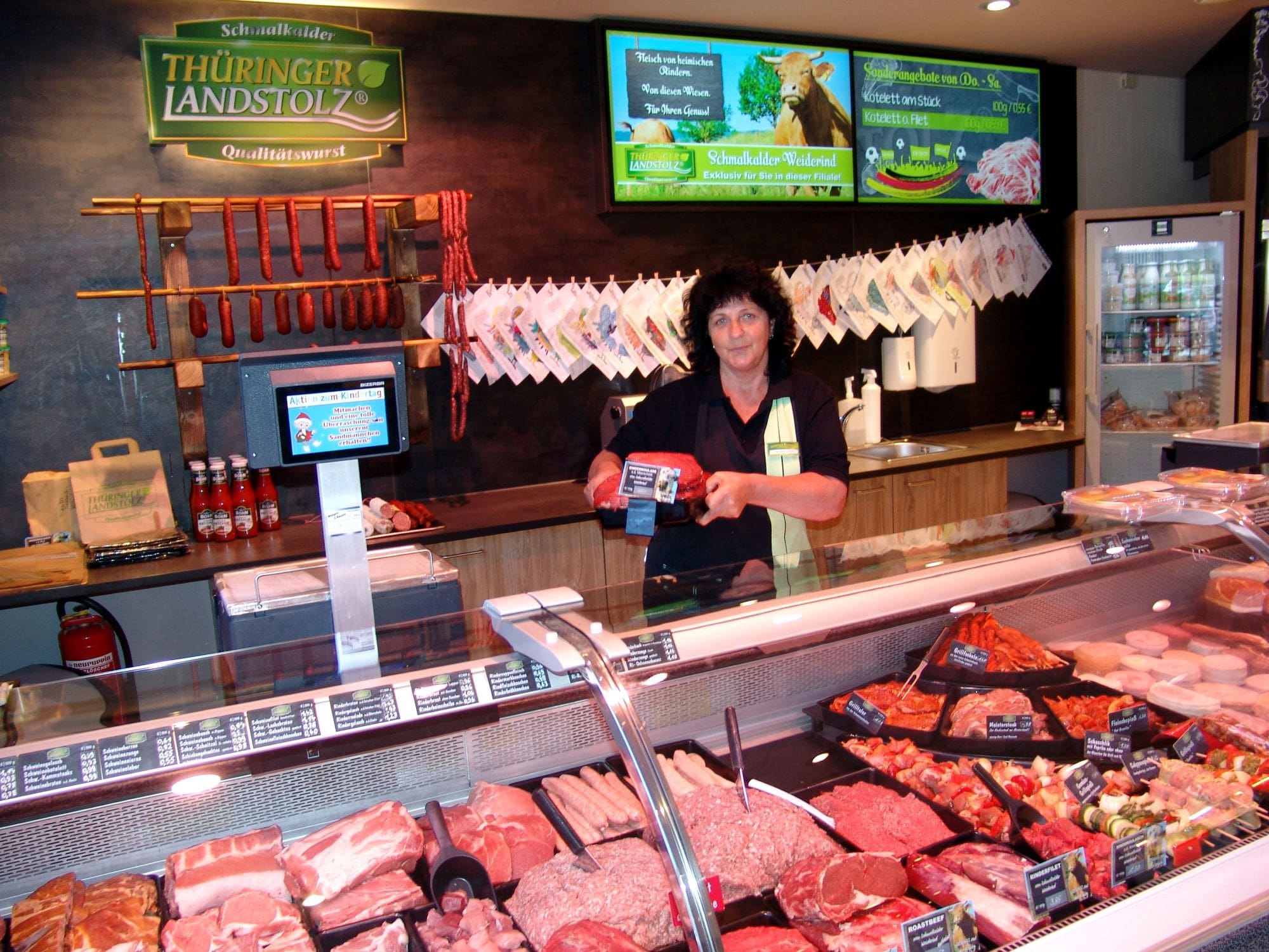 Finkenwerder Fleisch Und Wurstwaren Hinrich Woldmann Gmbh Fleisch- und Wurstwaren GmbH Schmalkalden: Nach Weide kommt Stroh