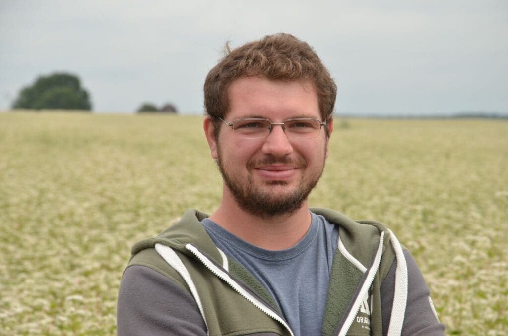 Biolandwirt Robin Gürth