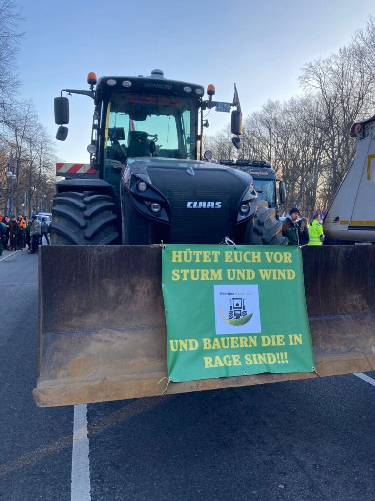 Die Oderlandbauern demonstrieren in Berlin. (c) Timo Scheib