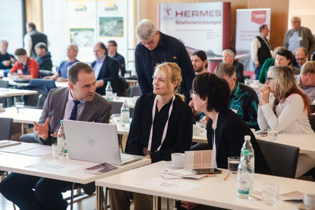 Landwirtschaftliches Bauen mit Holz: Ein Fachforum in Dresden widmete sich dieser Thematik.