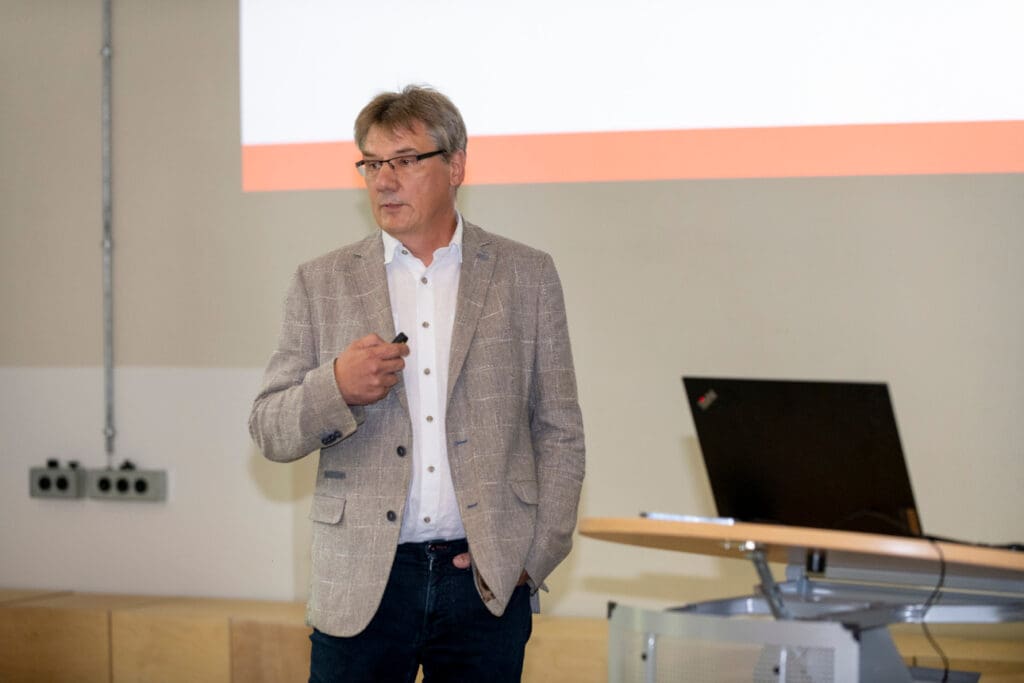 Prof. Matthias Pietsch